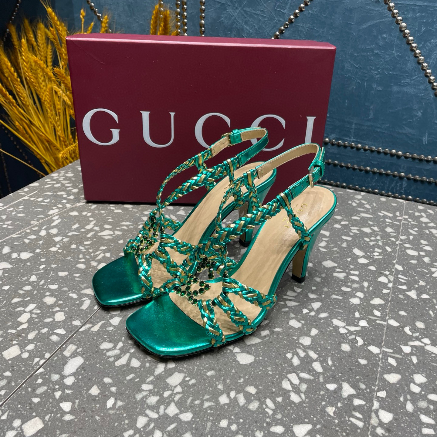 구찌 여자 샌들 9cm