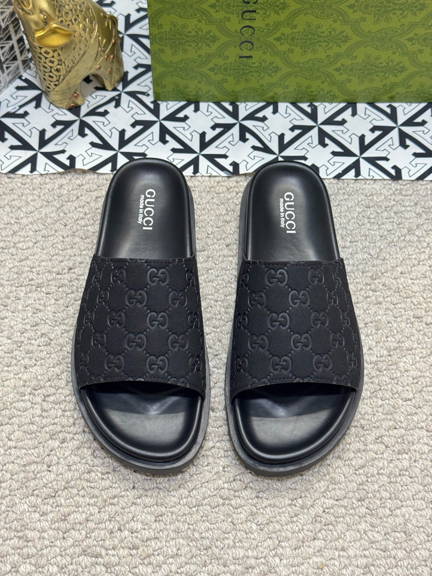 구찌 남자 슬리퍼
