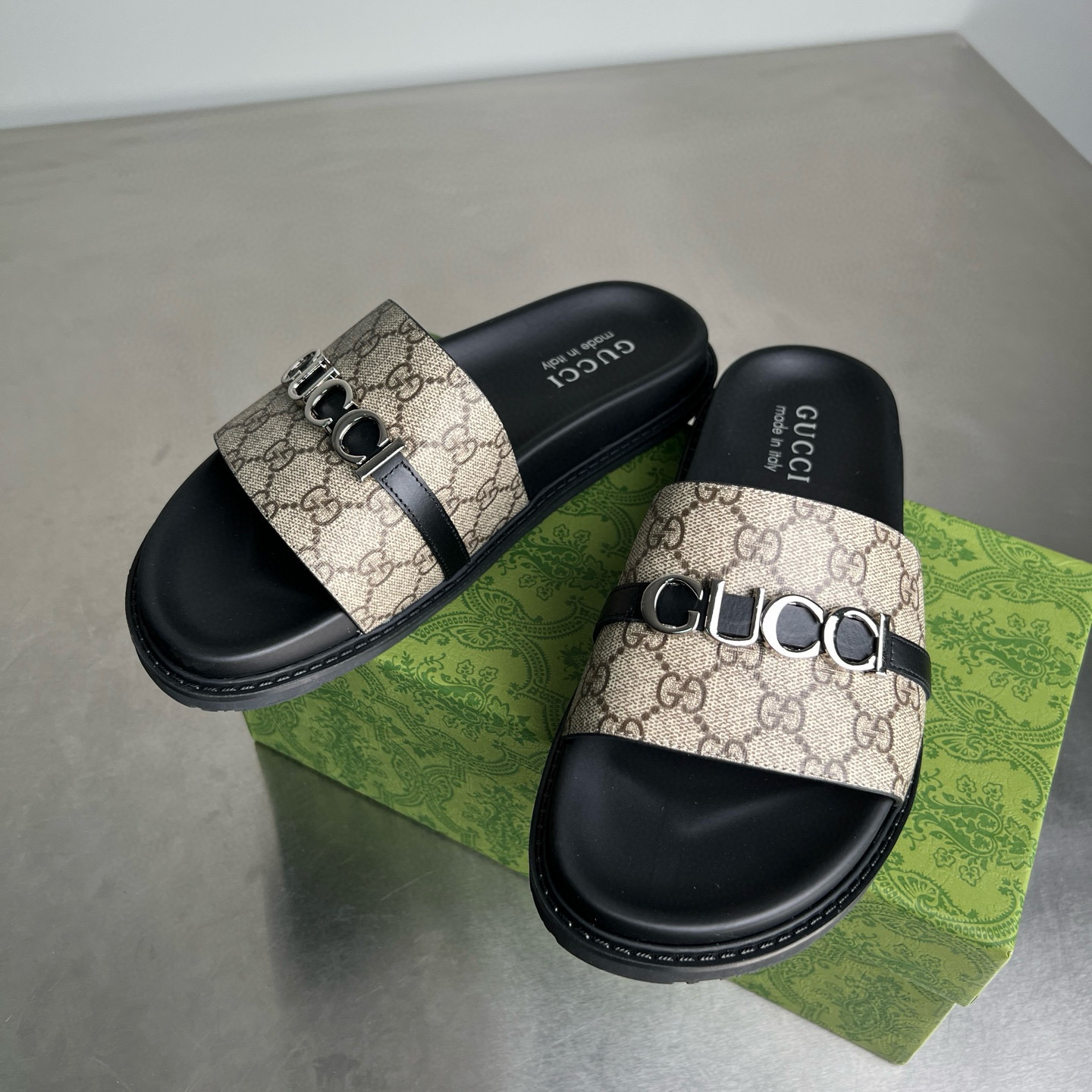 구찌 2.5cm 남자 슬리퍼