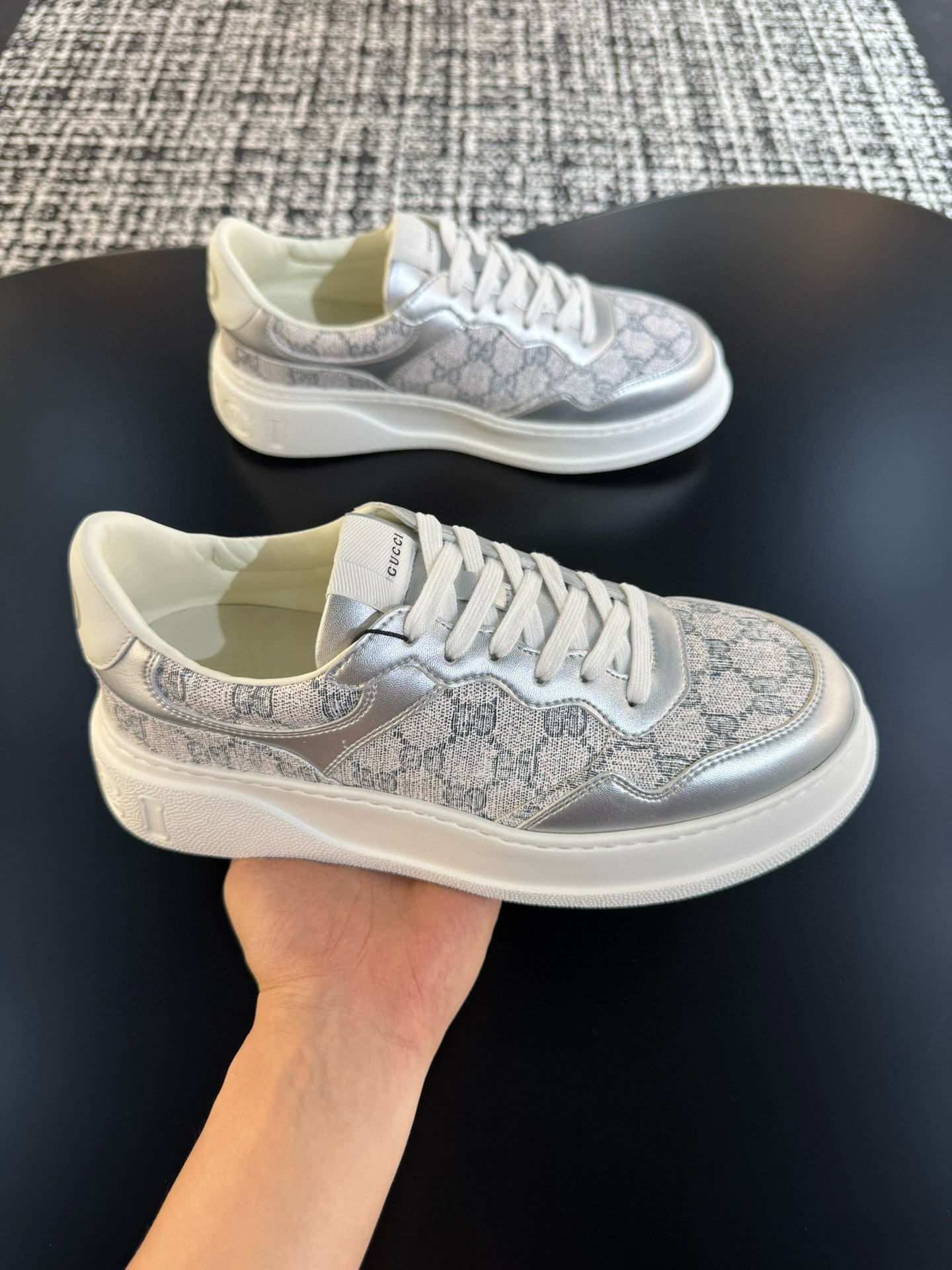 구찌 남녀공용 신발 운동화 스니커즈