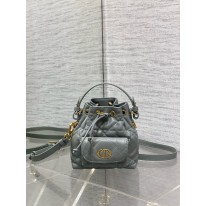 디올 여자가방