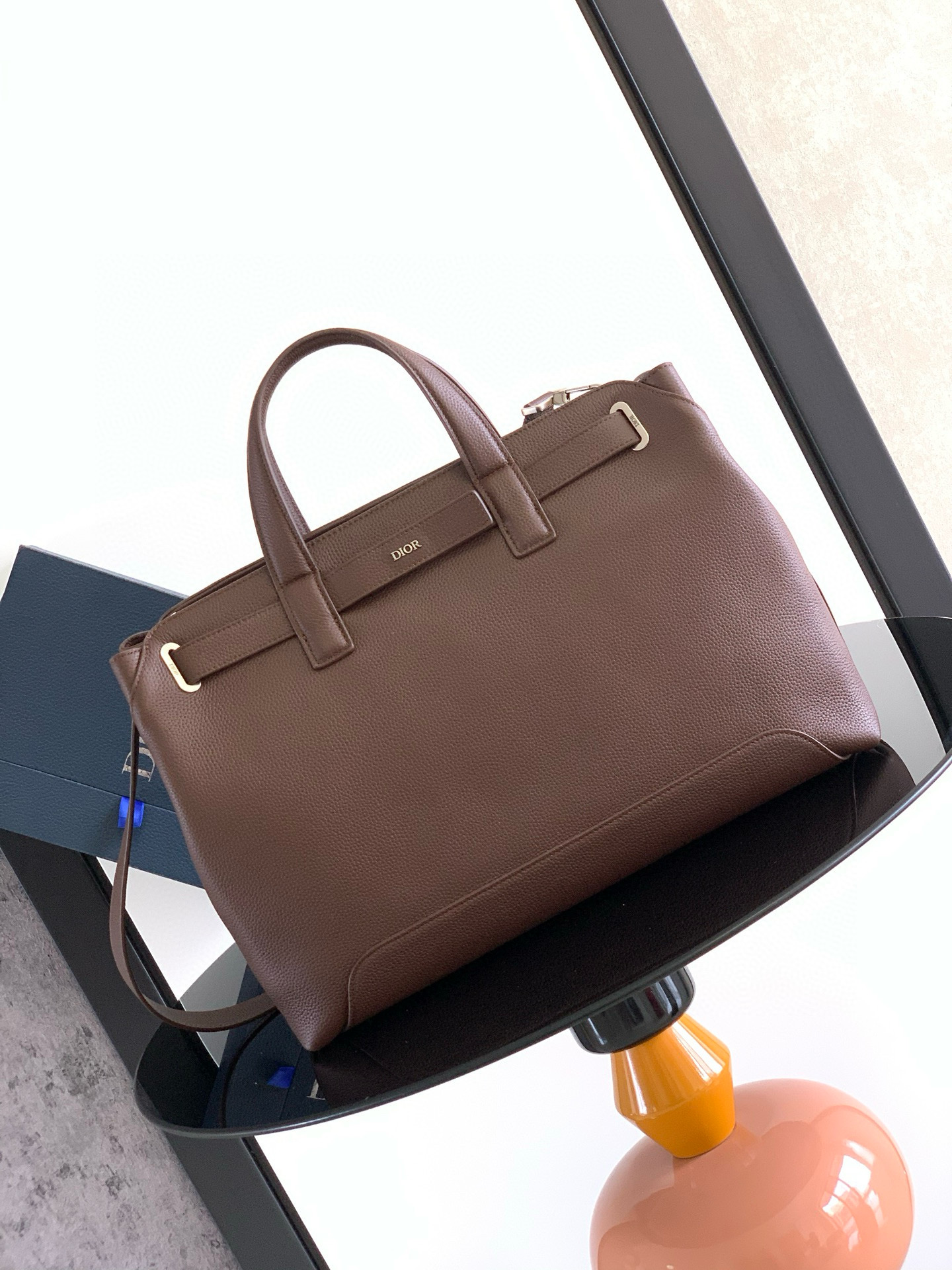 디올 서류가방