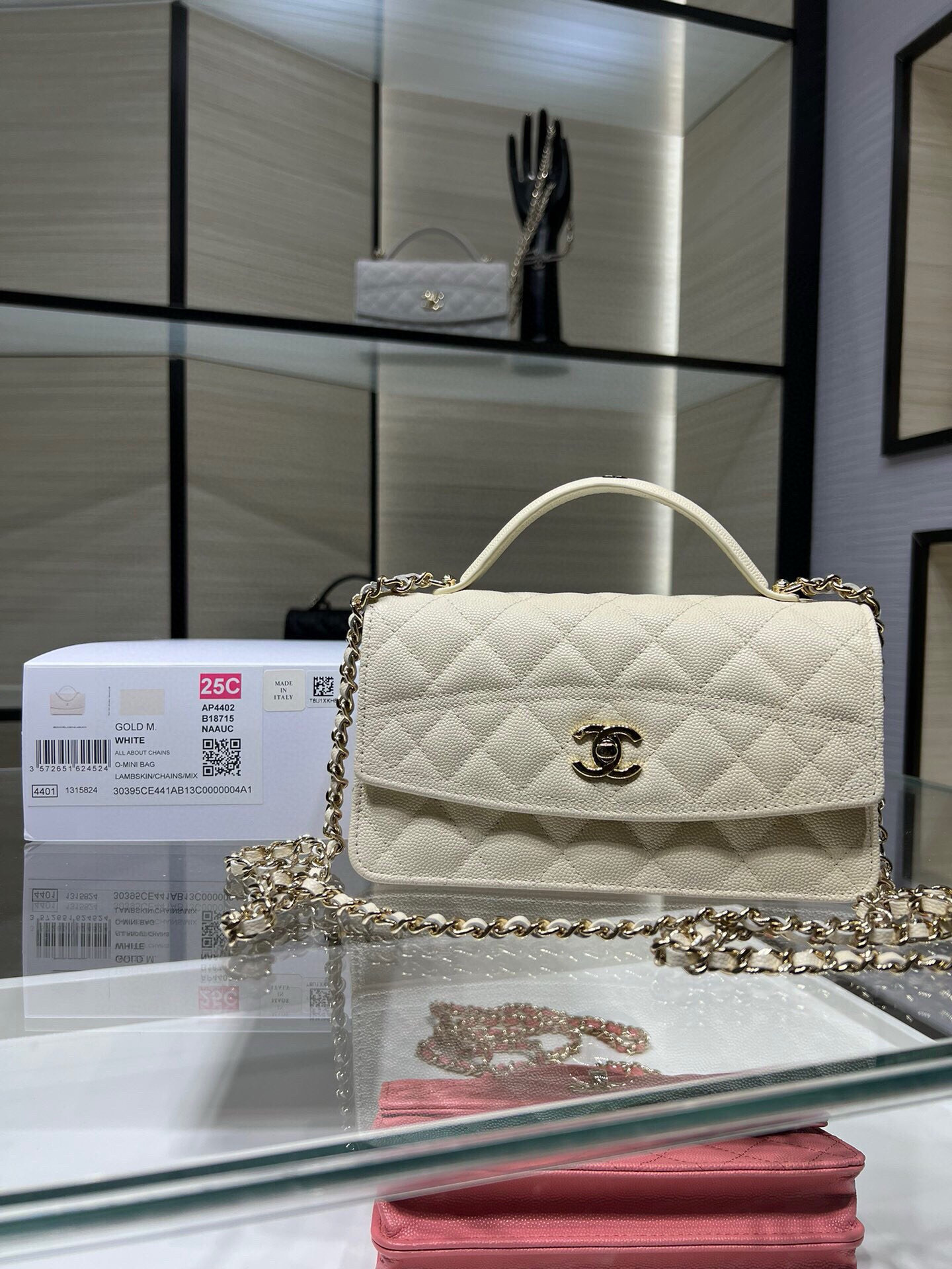 샤넬 여자가방 AP4402Y