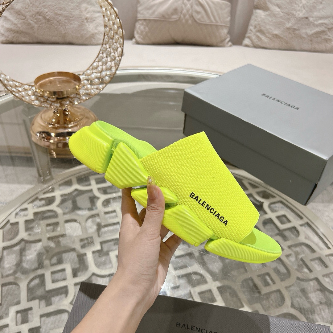 발렌시아가 남녀공용 슬리퍼