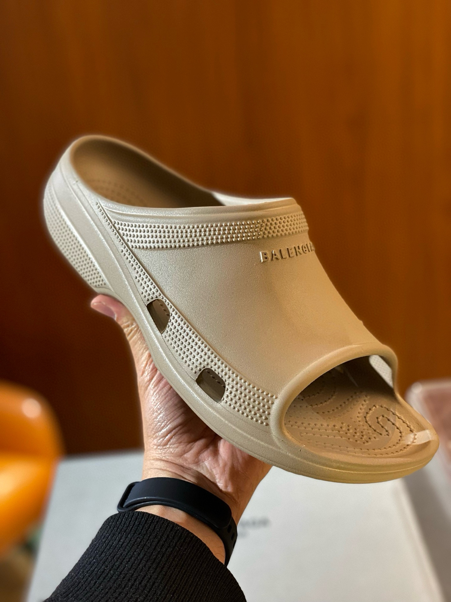 발렌시아가 남자 슬리퍼