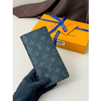 루이비통 남자 장지갑 M61697