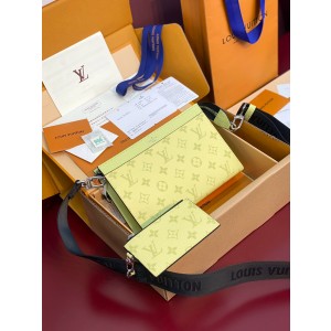 루이비통 M14114 남자가방