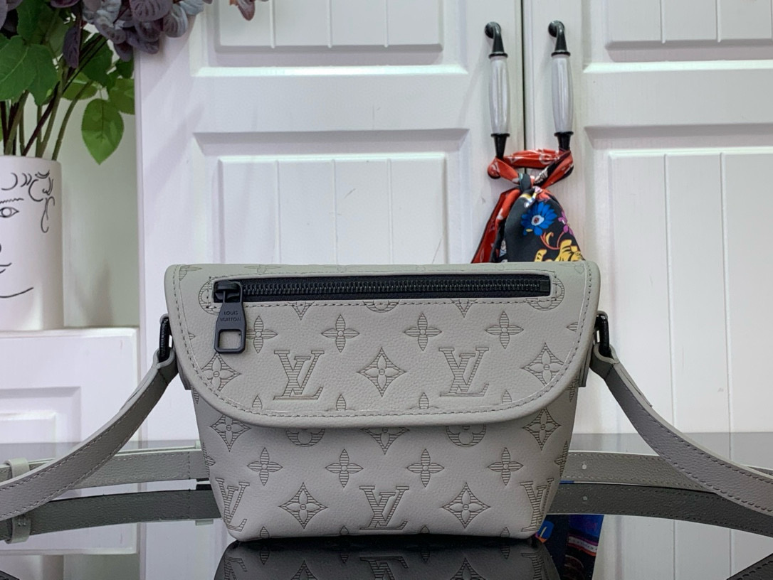 루이비통 m12636 14794 남녀공용가방