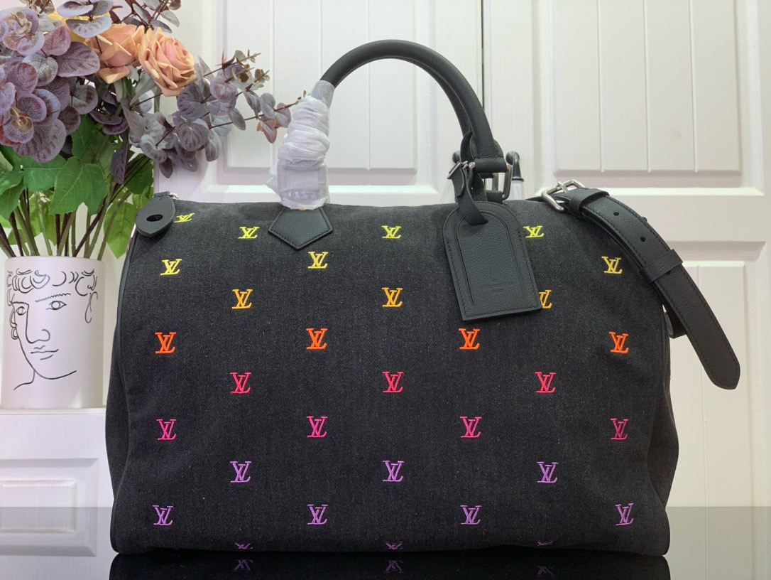 루이비통 M14136 여행가방