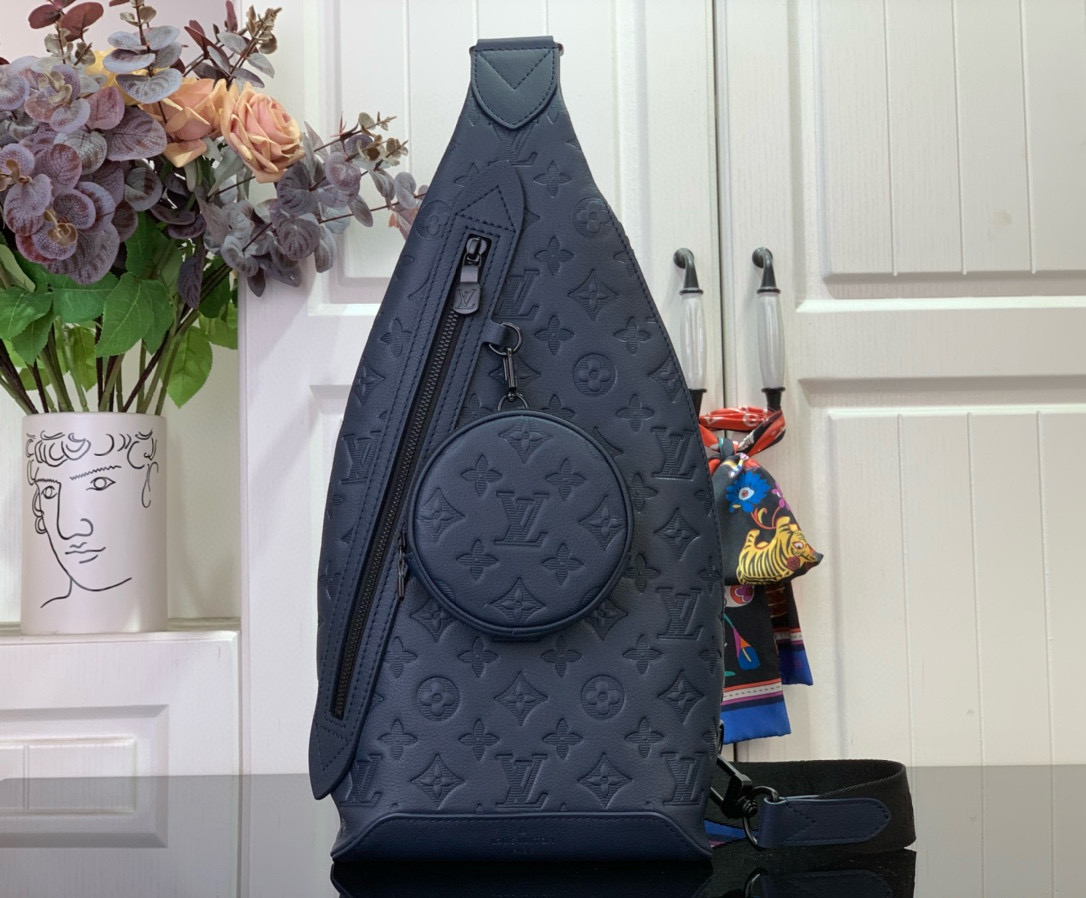 루이비통 m24467 남자가방