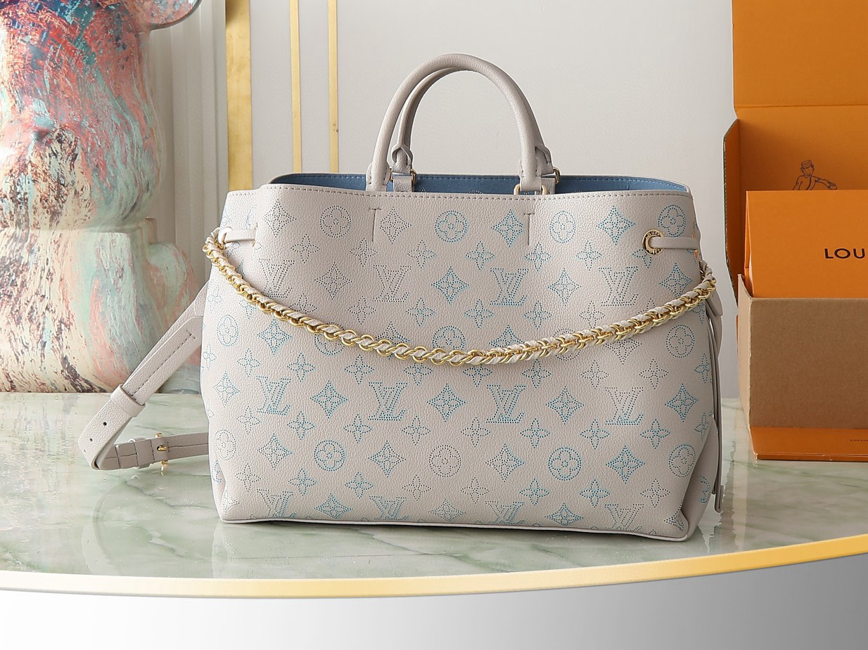 루이비통 M12127 여자가방