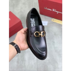 페라가모 남자 구두