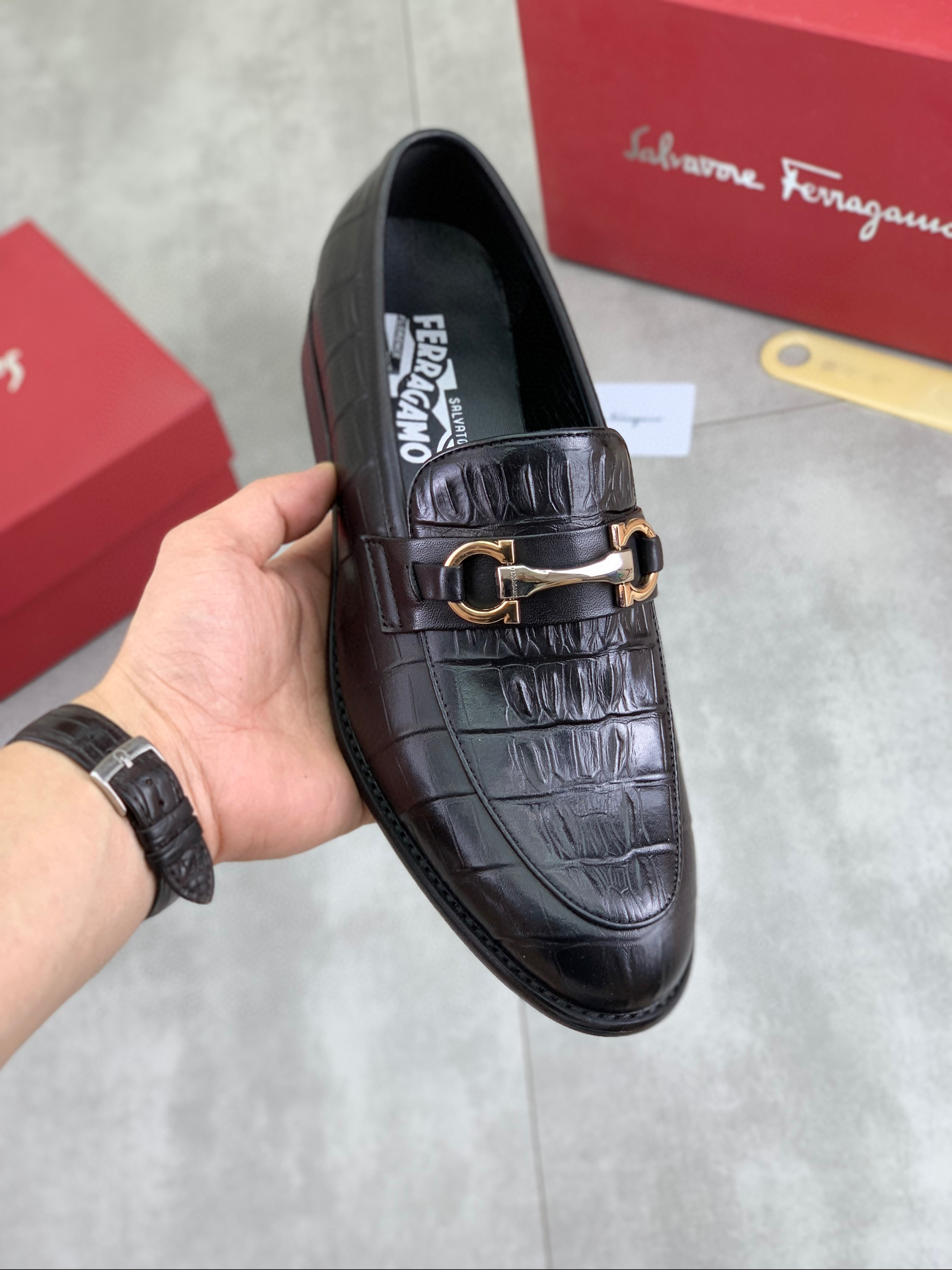 페라가모 남자 구두