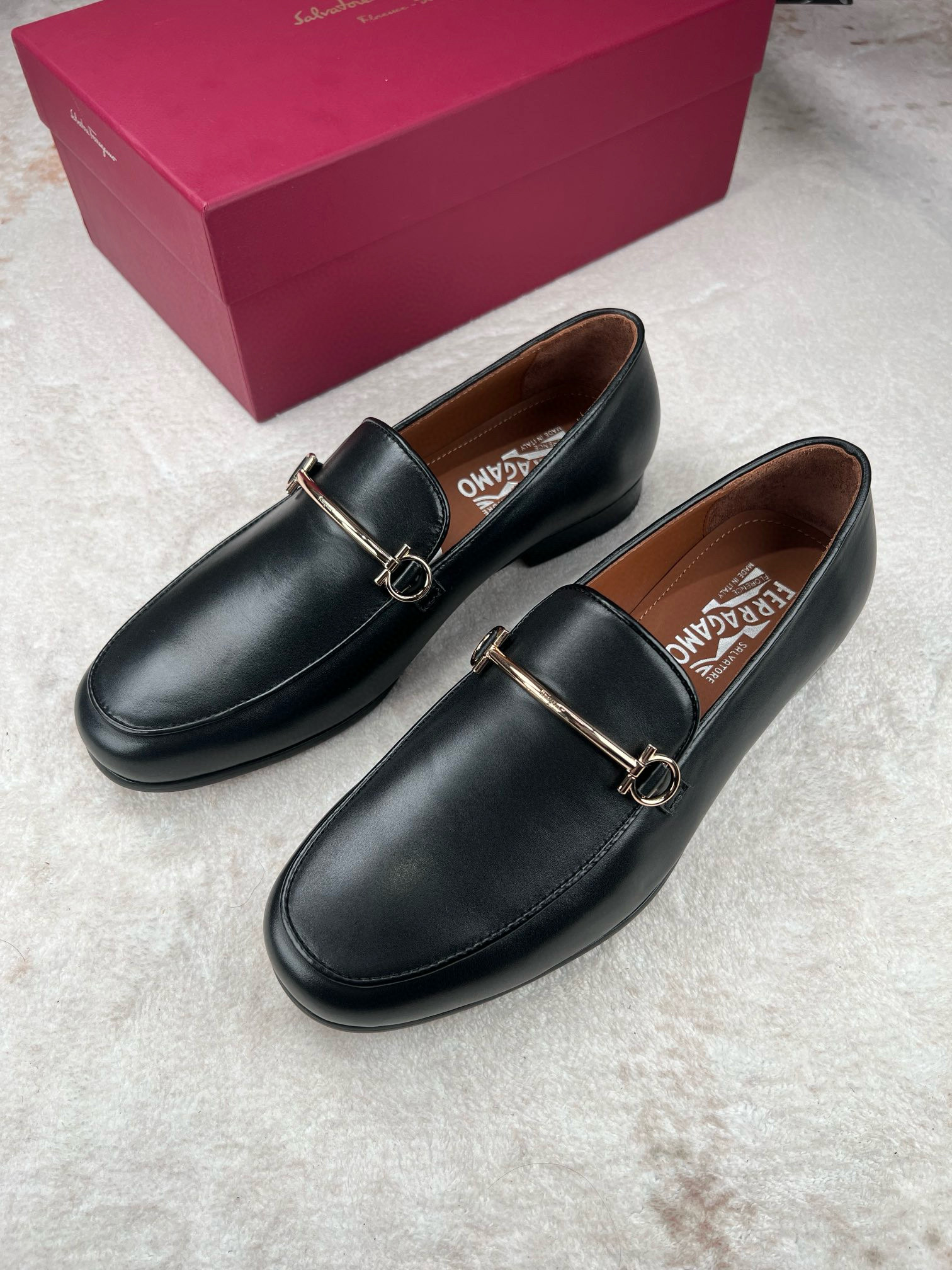 페라가모 남자 구두