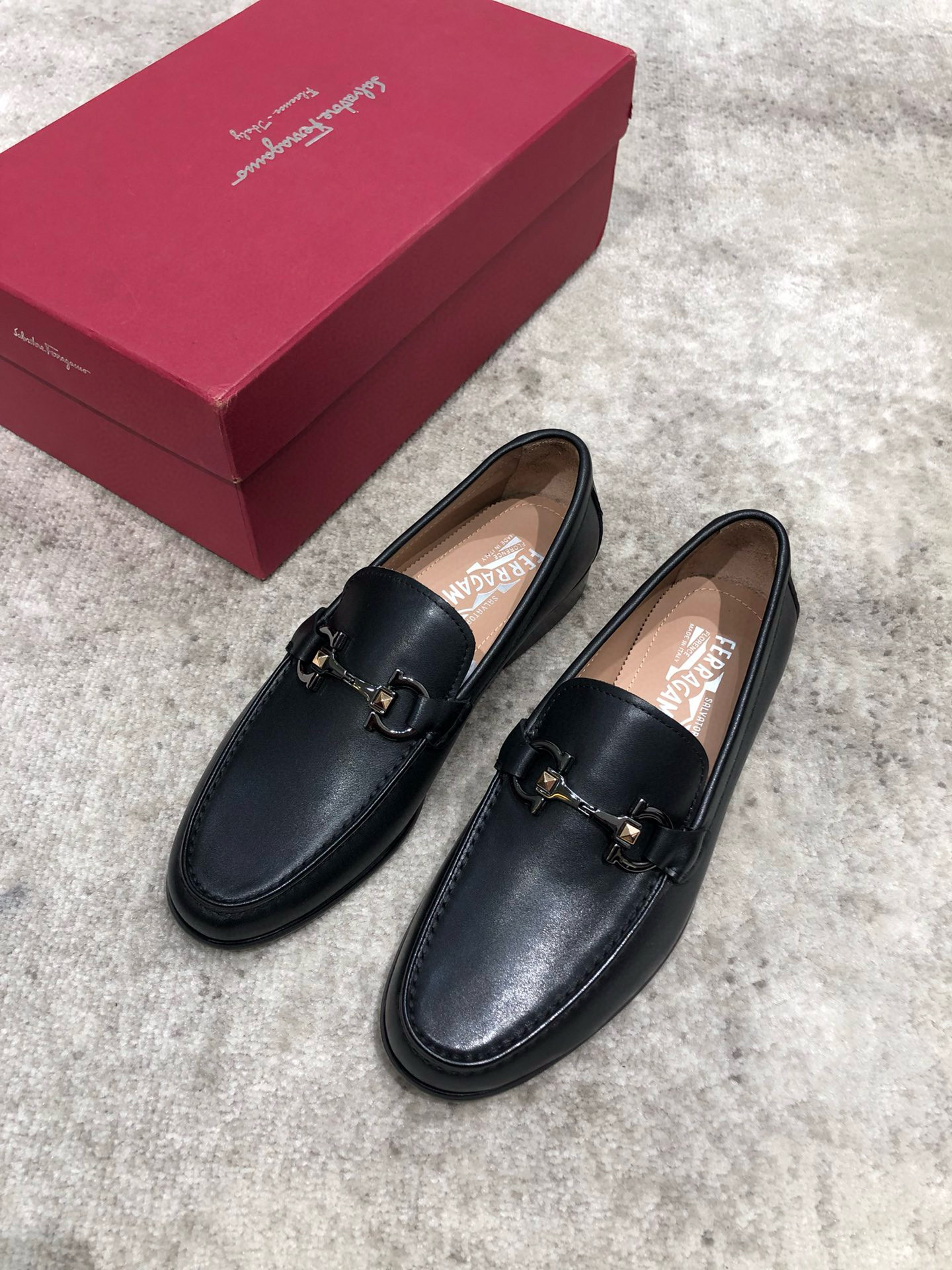 페라가모 남자 구두