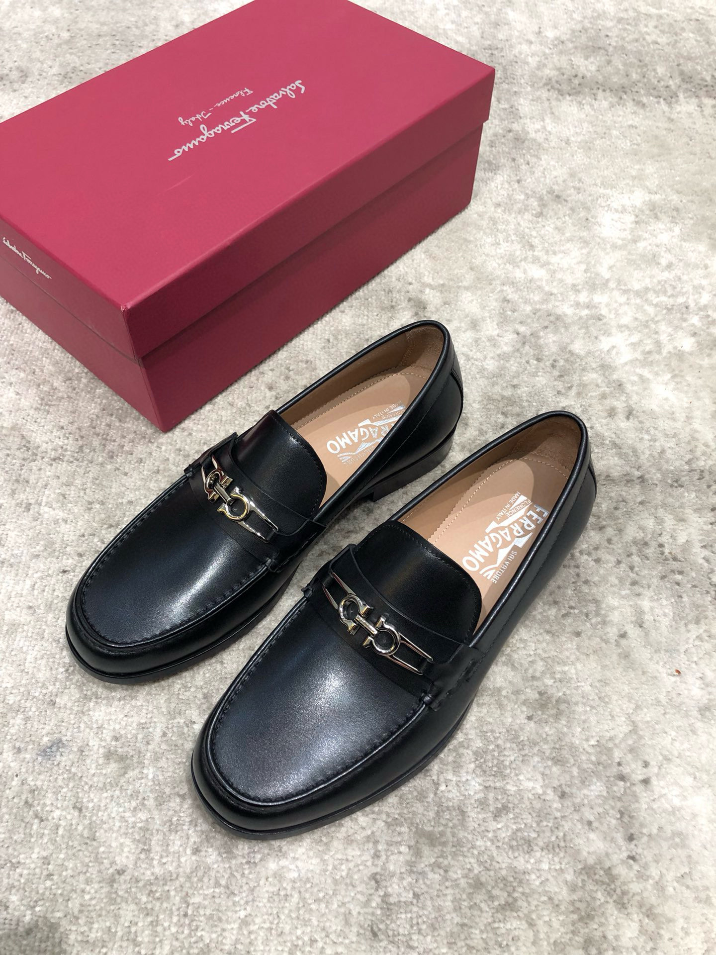 페라가모 남자 구두