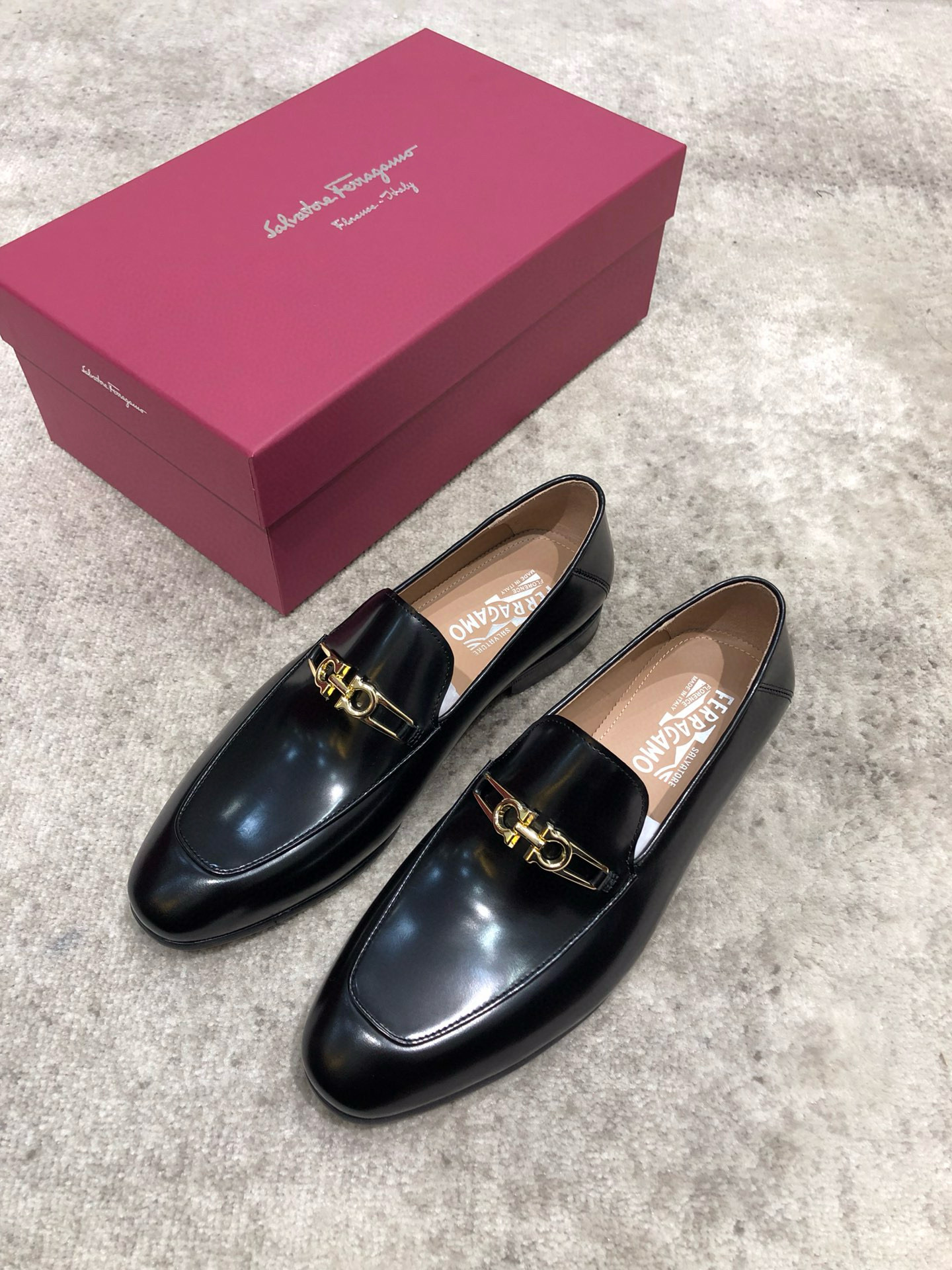 페라가모 남자 구두