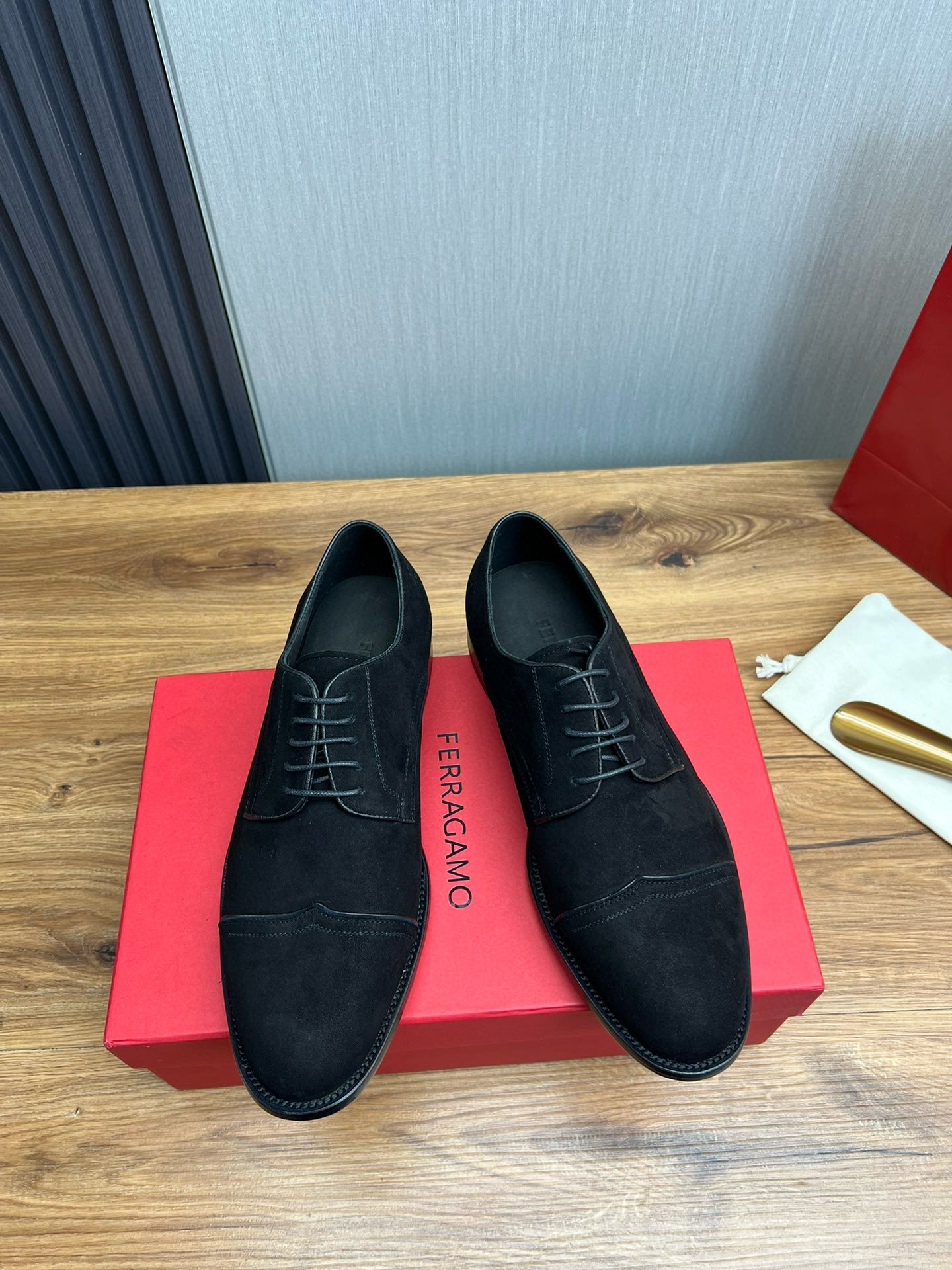 페라가모 남자 구두