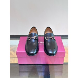 페라가모 남자 구두