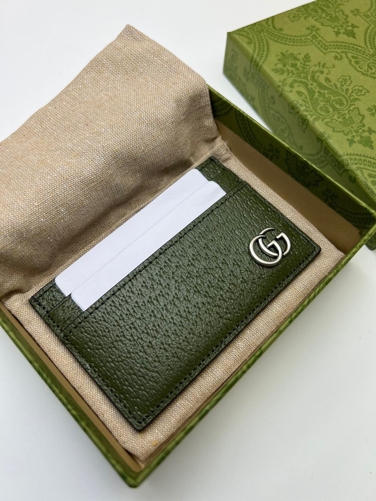 구찌  카드지갑 657588