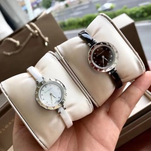 불가리 2칼라 미러급 여자시계