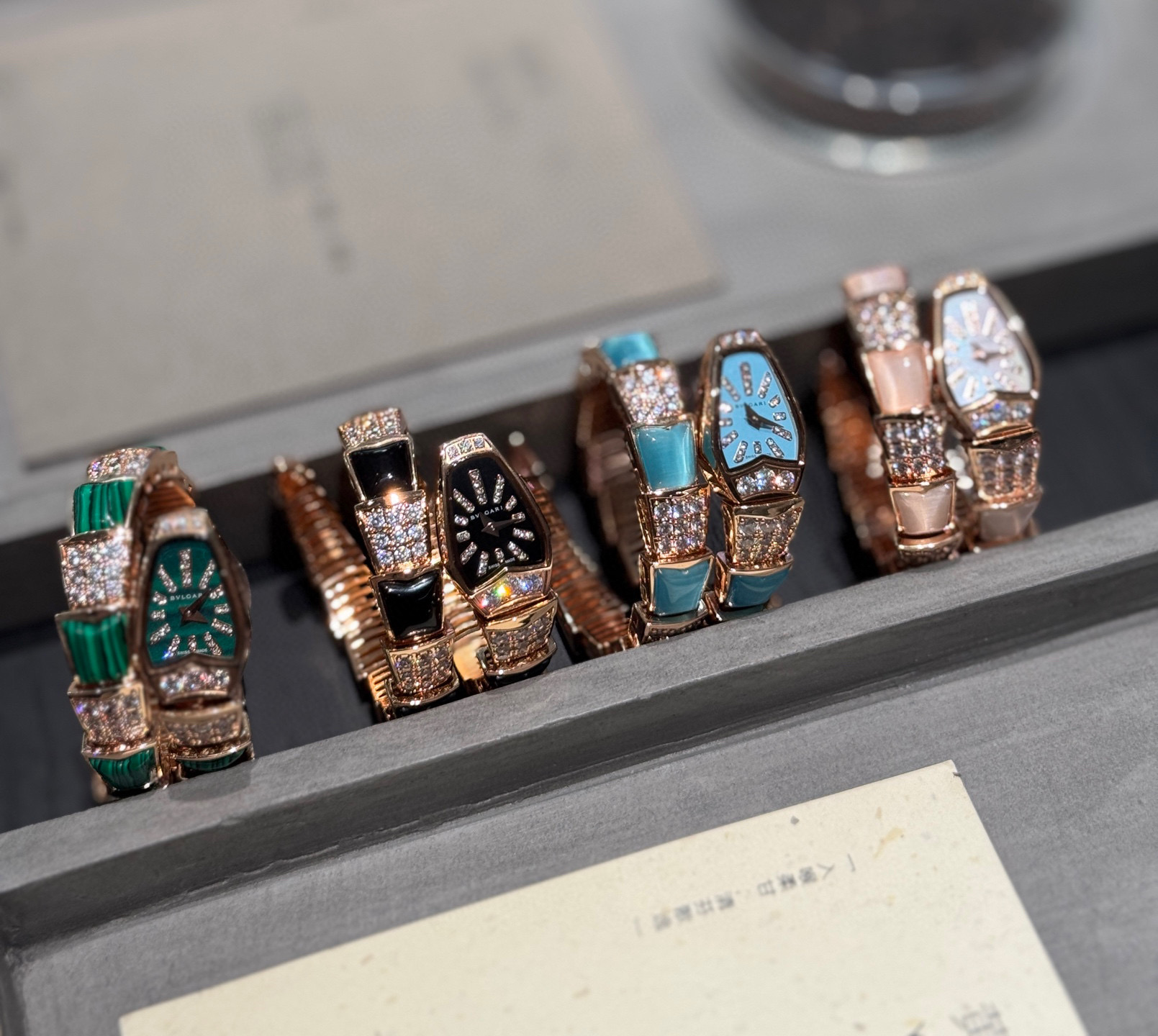 불가리 미러급 여자시계