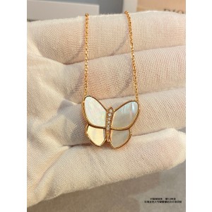 반클리프앤아펠 목걸이