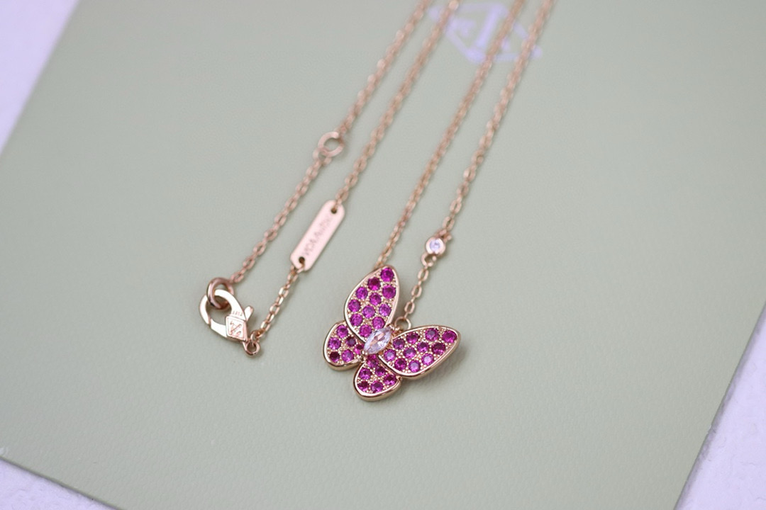 반클리프앤아펠 목걸이