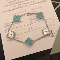 반클리프앤아펠 팔찌