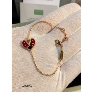 반클리프앤아펠 팔찌