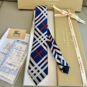 버버리 넥타이