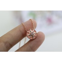 디올 목걸이