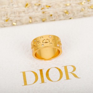 디올 반지