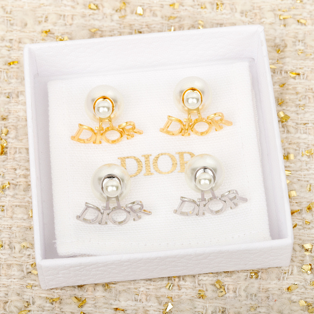 디올 귀걸이
