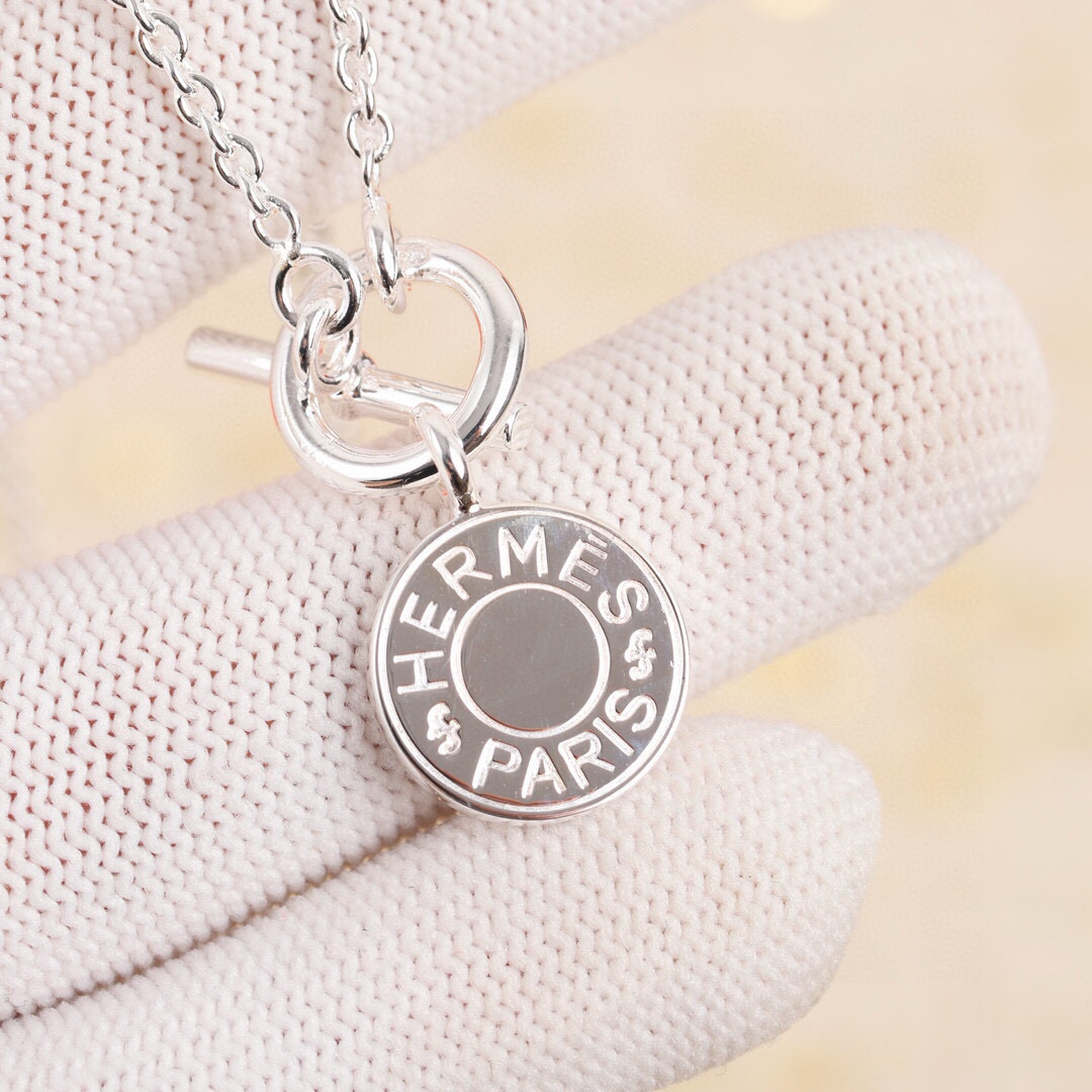 에르메스 목걸이