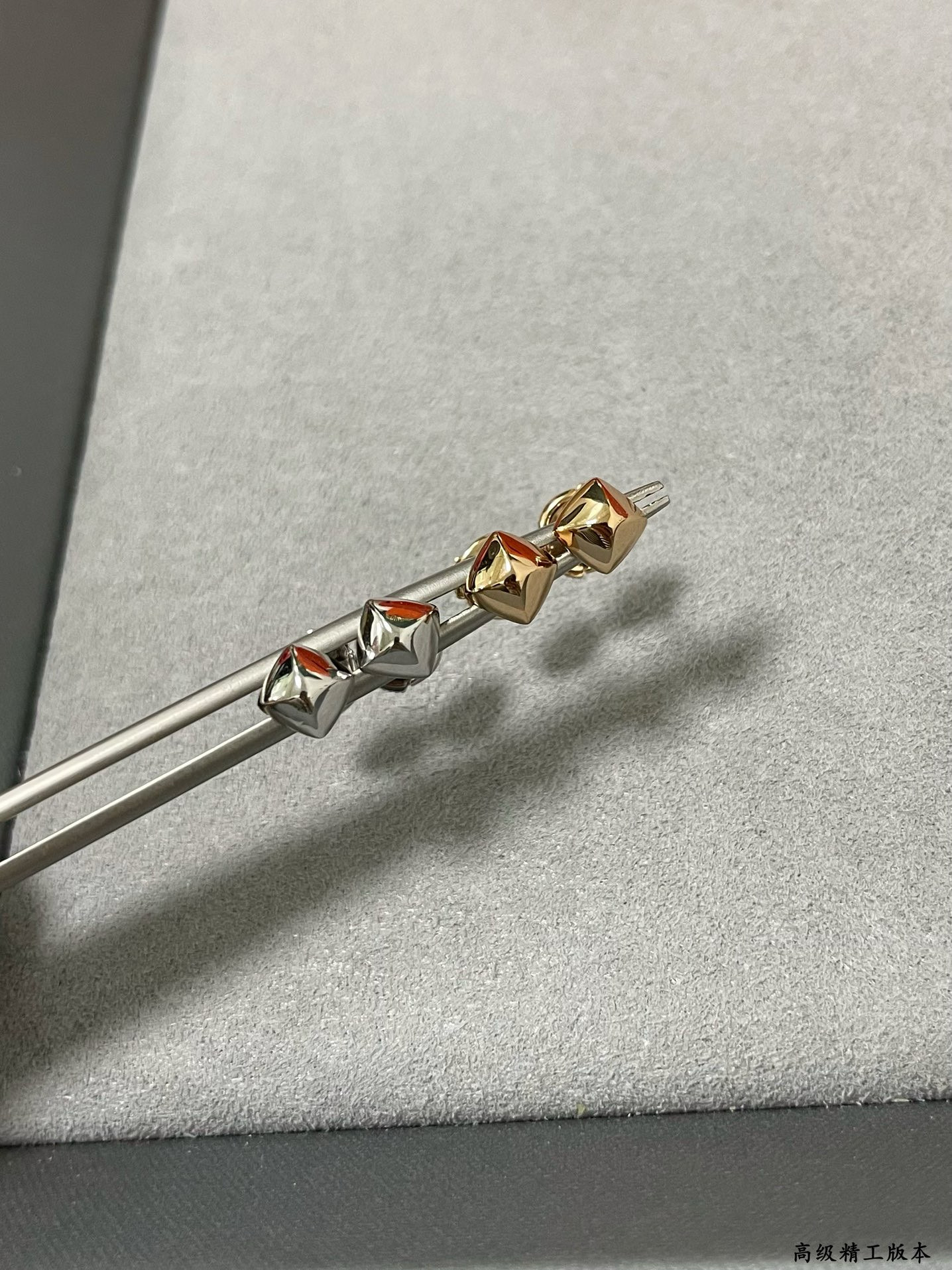 에르메스 귀걸이