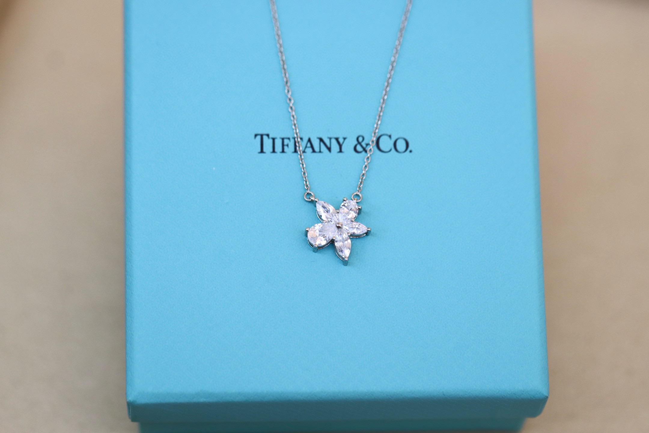 티파니 목걸이