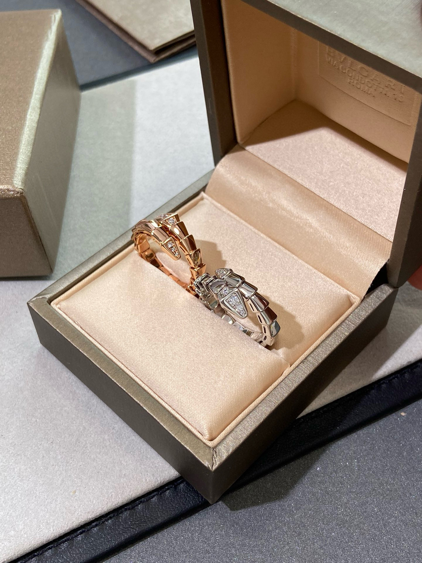 불가리 반지 2컬러