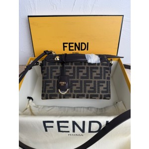 펜디 여자가방 153