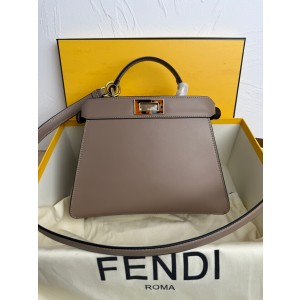 펜디 여자가방 8019