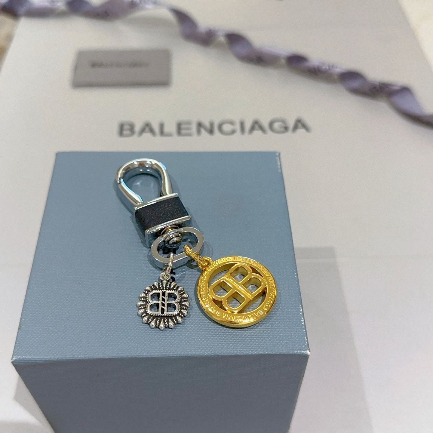 발렌시아가 열쇠고리 키링