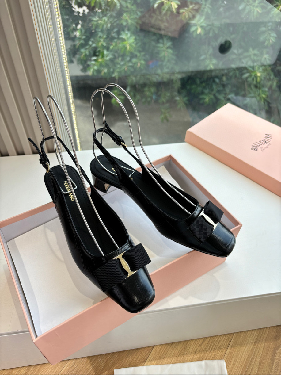 페라가모 여자 신발 구두
