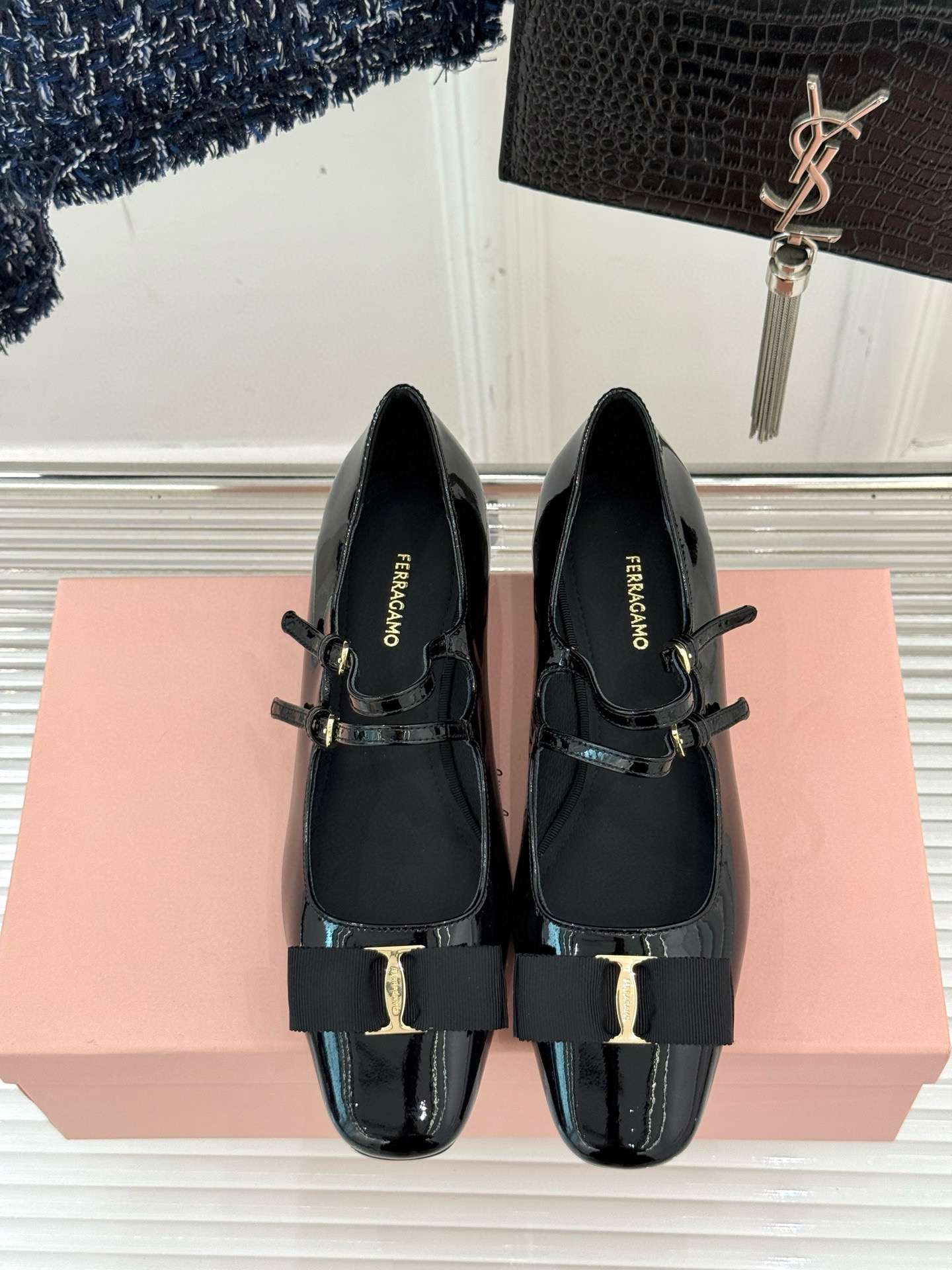 페라가모 여자 신발 구두