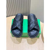 보테가베네타 남자 슬리퍼