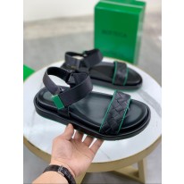 보테가베네타 남자 샌들