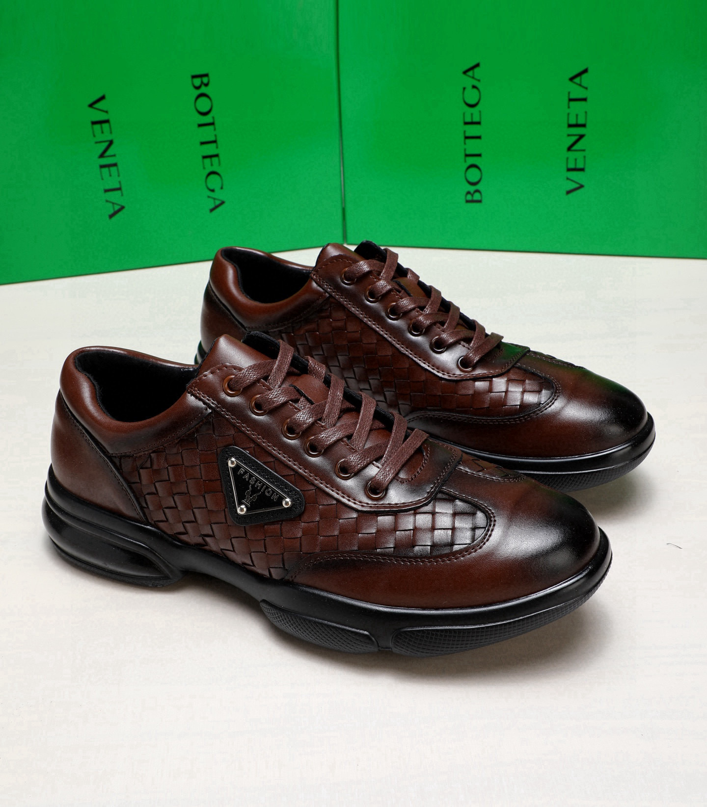 보테가베네타 남자 구두