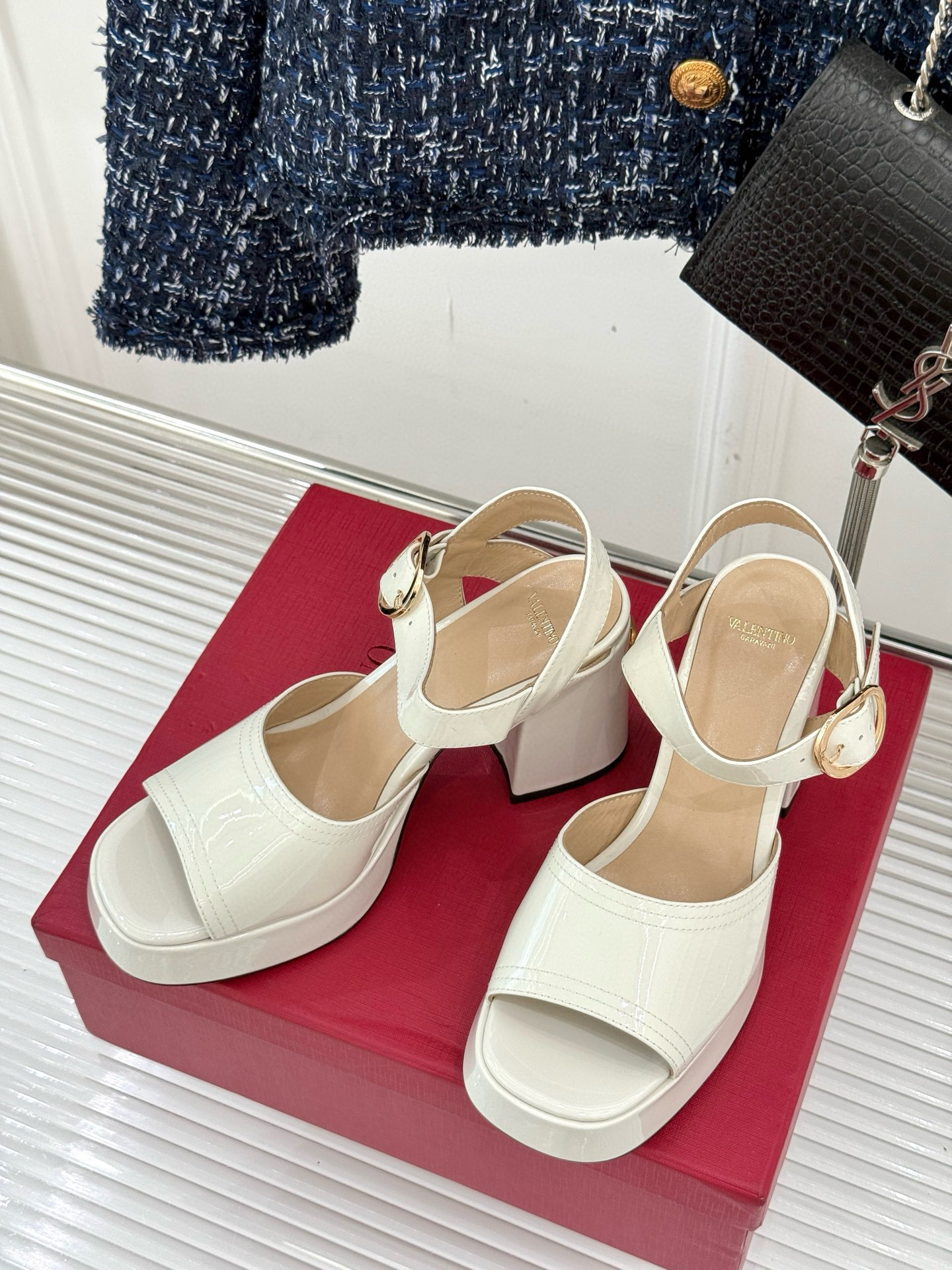 발렌티노 9cm 여자 샌들