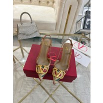 발렌티노 7.5cm 여자 샌들