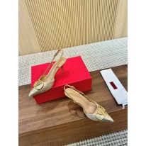 발렌티노 7.5cm 여자 샌들