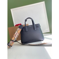 버버리  여자가방